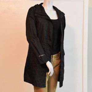 EUC EDDIE BAUER TRAVEX S BLACK RAIN COAT